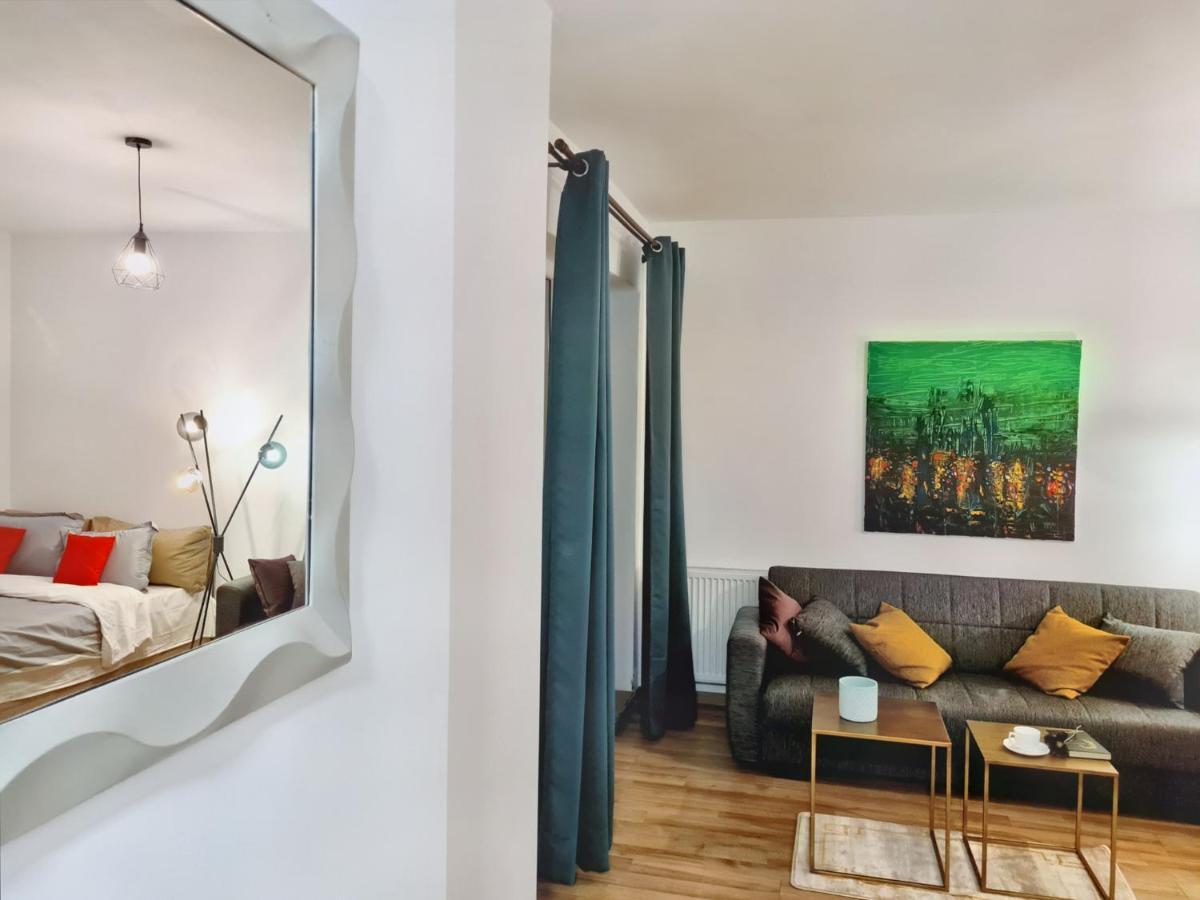 Lovely Ultracentral Apartment With Parking Κλουζ-Ναπόκα Εξωτερικό φωτογραφία